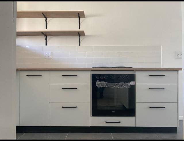 2 bed property to rent in WORCESTER CENTRAL